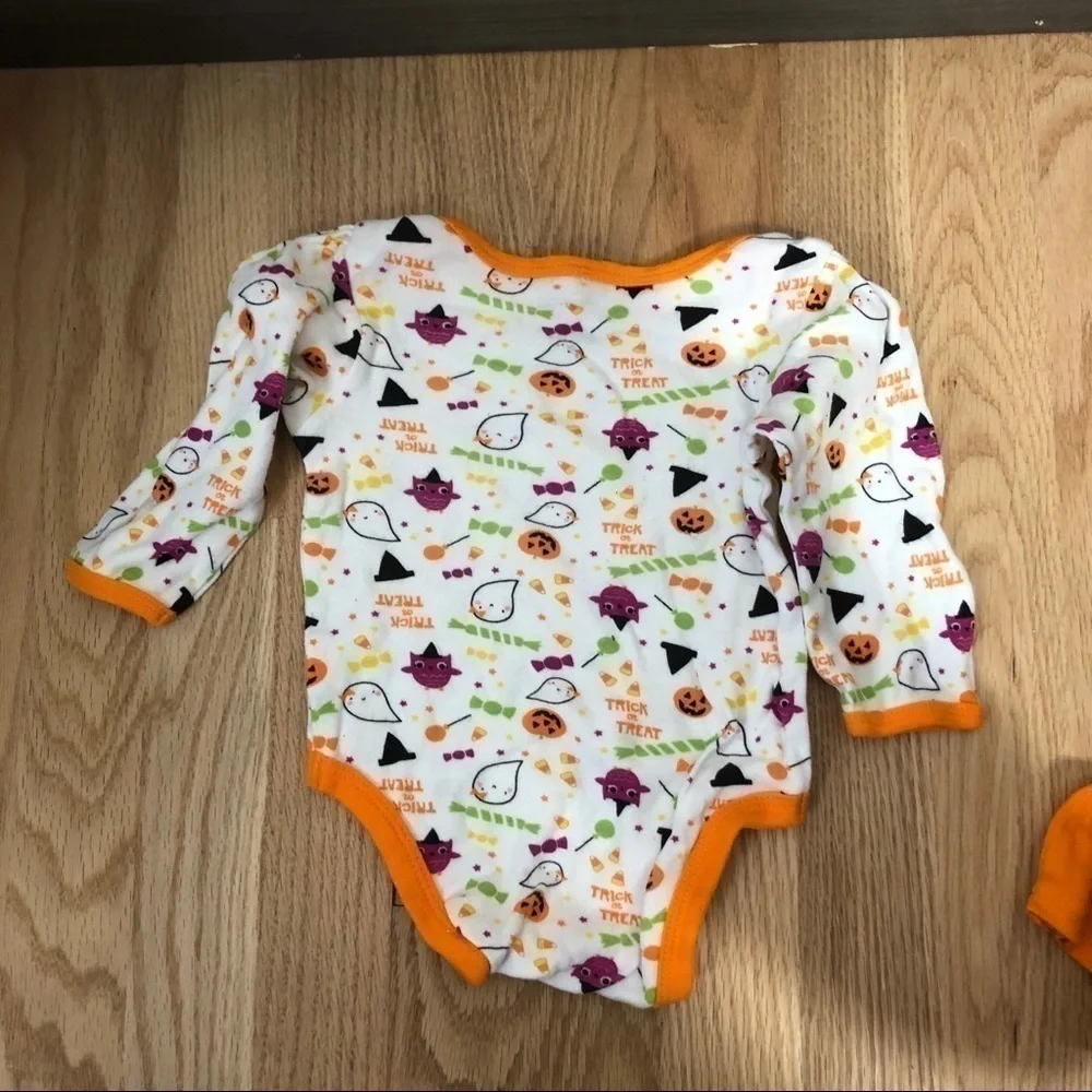 Baby Gear halloween ruffle